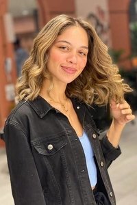 الممثل Jayda Mansour