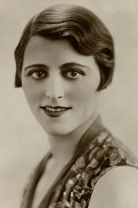 الممثل Jeanne De Casalis