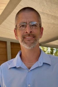 الممثل Jeff Burger