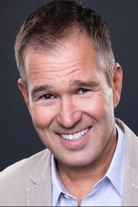 المخرج Jeff Fisher