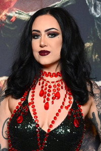 الممثل Jenny Miller