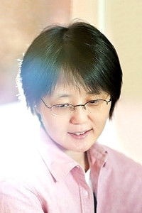 المخرج Jeong-hyang Lee