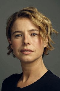 الممثل Jessie Buckley