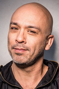 الممثل Jo Koy