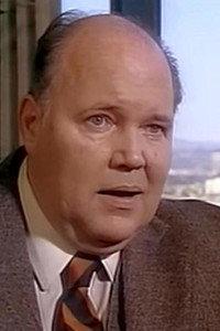 الممثل John Harkins