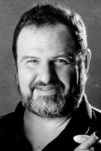 المخرج John Milius