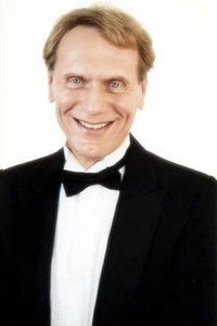 الممثل Johnny Mask