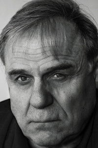 الممثل Josef Bierbichler