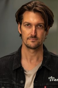 الممثل Josh Futcher