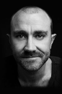 الممثل Josh McConville