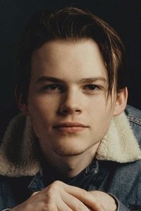 الممثل Josh Wiggins