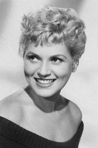 الممثل Judy Holliday