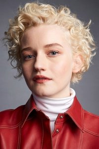 الممثل Julia Garner