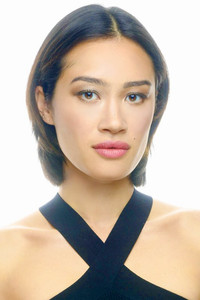 الممثل Juliette Kenn De Balinthazy