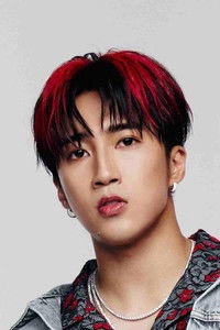 الممثل Jun-Shuo Lou