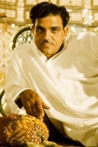 المخرج K. Asif