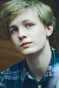 الممثل Kåre Hedebrant