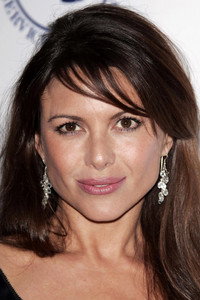 الممثل Kari Wuhrer