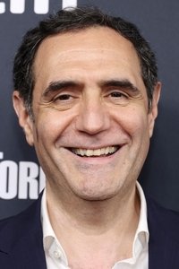 الممثل Karren Karagulian