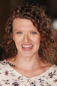 الممثل Katelin Stack