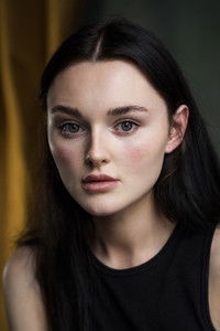 الممثل Katherine Devlin