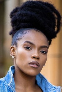 الممثل Katlego Lebogang