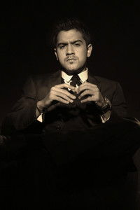 المخرج Kavi Shastri