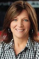 الممثل Kelley Earnhardt Miller