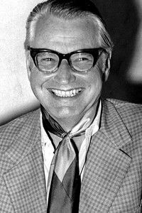 المخرج Ken Annakin