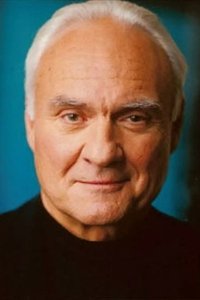 الممثل Kenneth Welsh