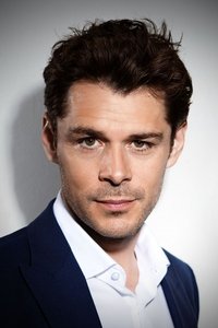 الممثل Kenny Doughty