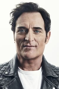 الممثل Kim Coates