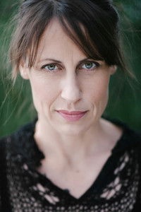 المخرج Kim Farrant