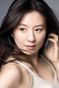الممثل Kim Hee-ae