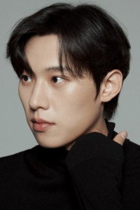 الممثل Kim Sung-cheol