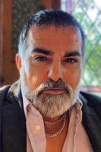 الممثل Kourosh Parsapour