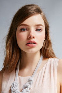 الممثل Kristine Froseth