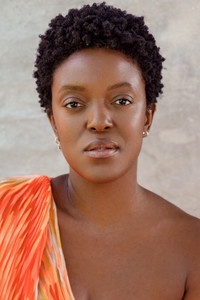 الممثل Krys Marshall