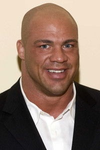 الممثل Kurt Angle