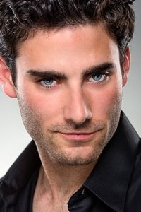 الممثل Kyle Colton