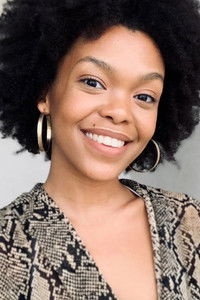 الممثل Kylie Fisher