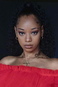 الممثل Kylie Jefferson