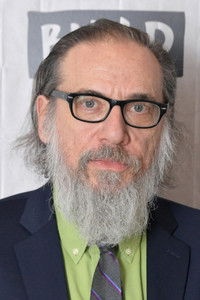 المخرج Larry Charles