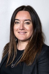 المخرج Laura McGann