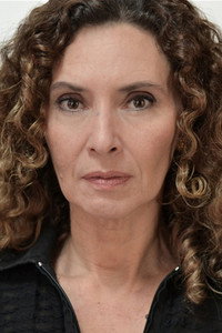 الممثل Laura del Sol