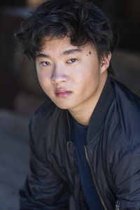 الممثل Lawrence Shou