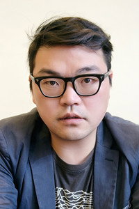 المخرج Lee Jong-pil