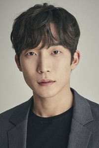 الممثل Lee Sang-yi
