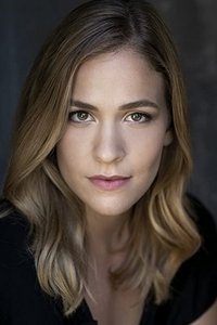 الممثل Lelia Symington