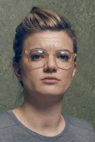 المخرج Leslye Headland